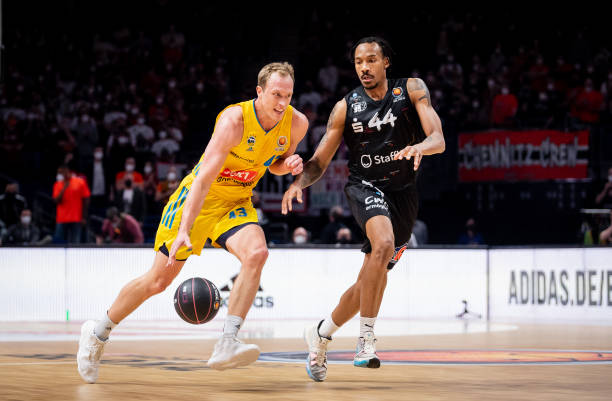 仅是战术上 仅是战术上