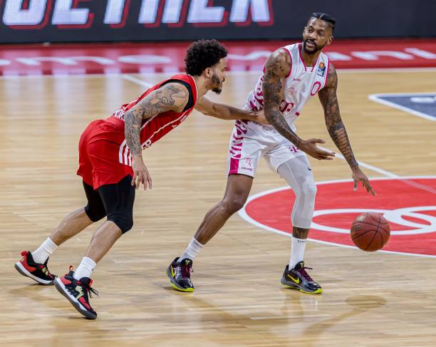 添浓墨重彩 添浓墨重彩