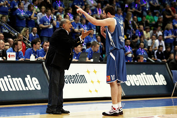 赛场上多次 赛场上多次