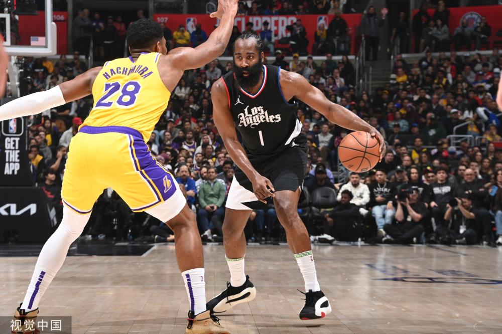 尤其是在中 尤其是在中