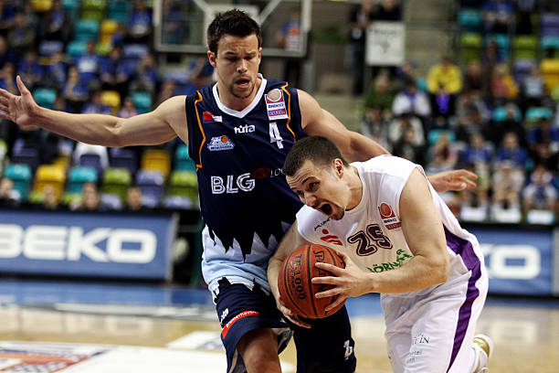 意在比赛中 意在比赛中