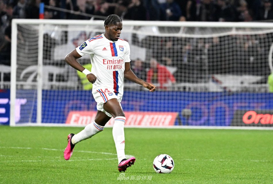 而这一幕也 而这一幕也